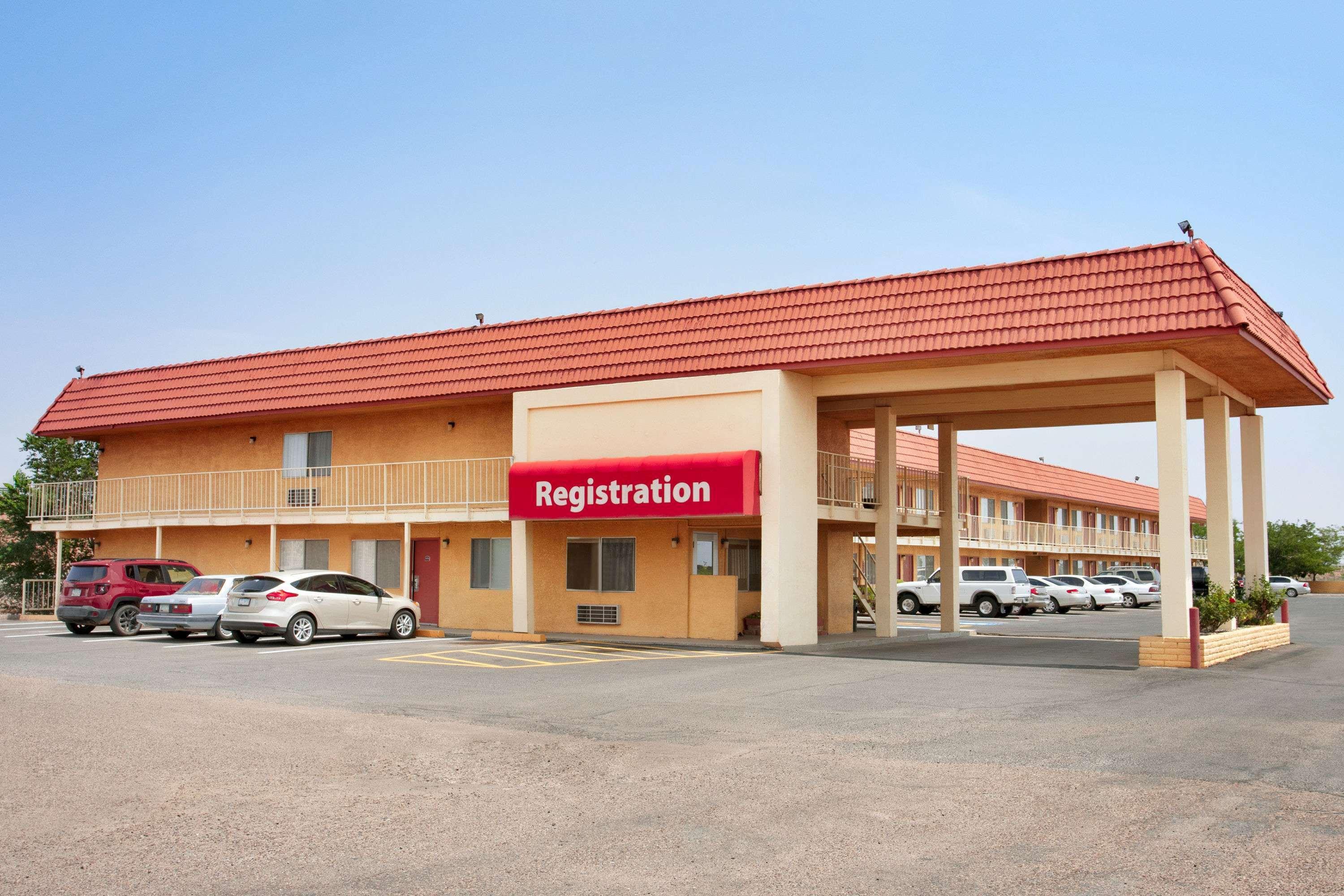 Clarion Pointe Winslow I-40 エクステリア 写真