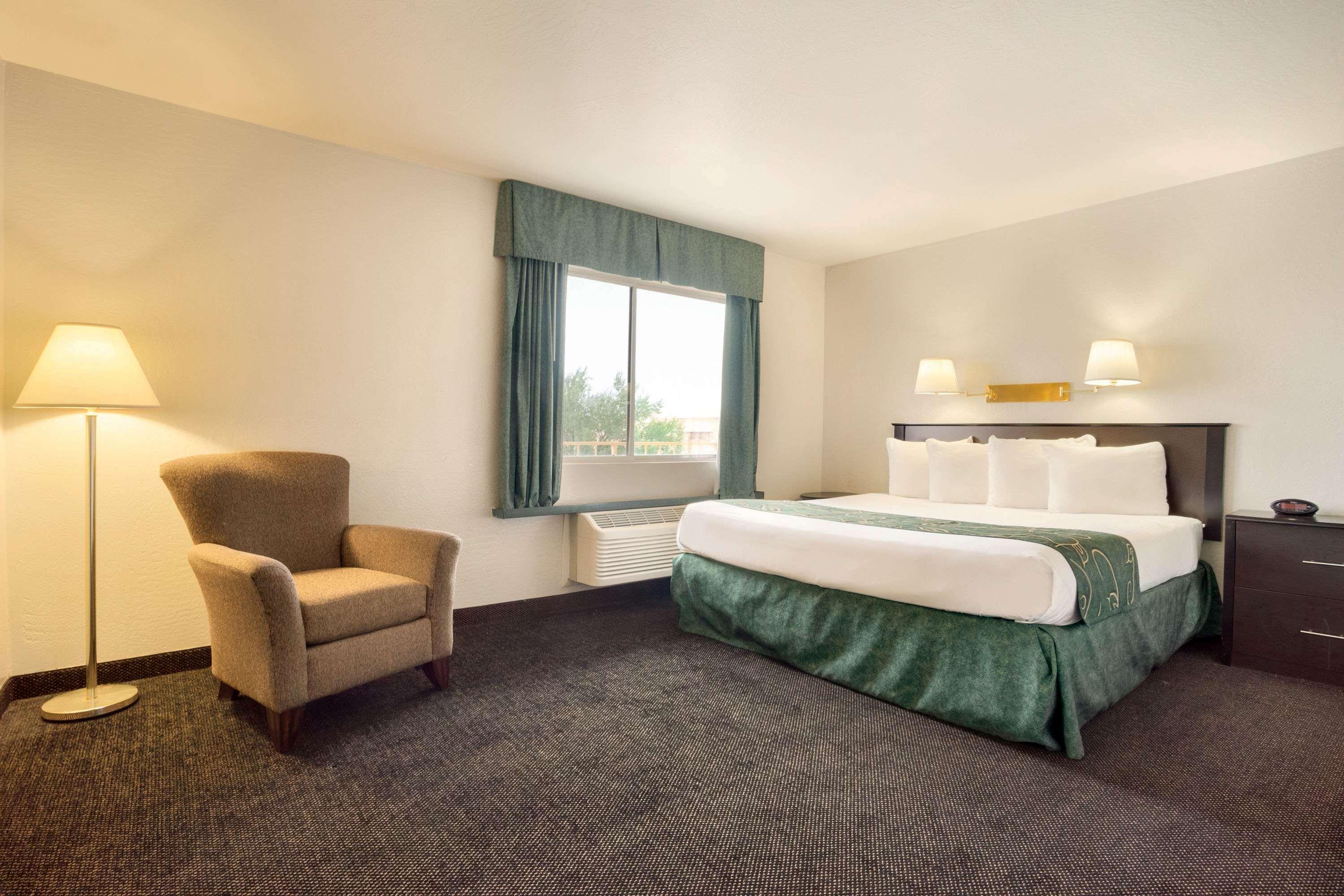 Clarion Pointe Winslow I-40 エクステリア 写真