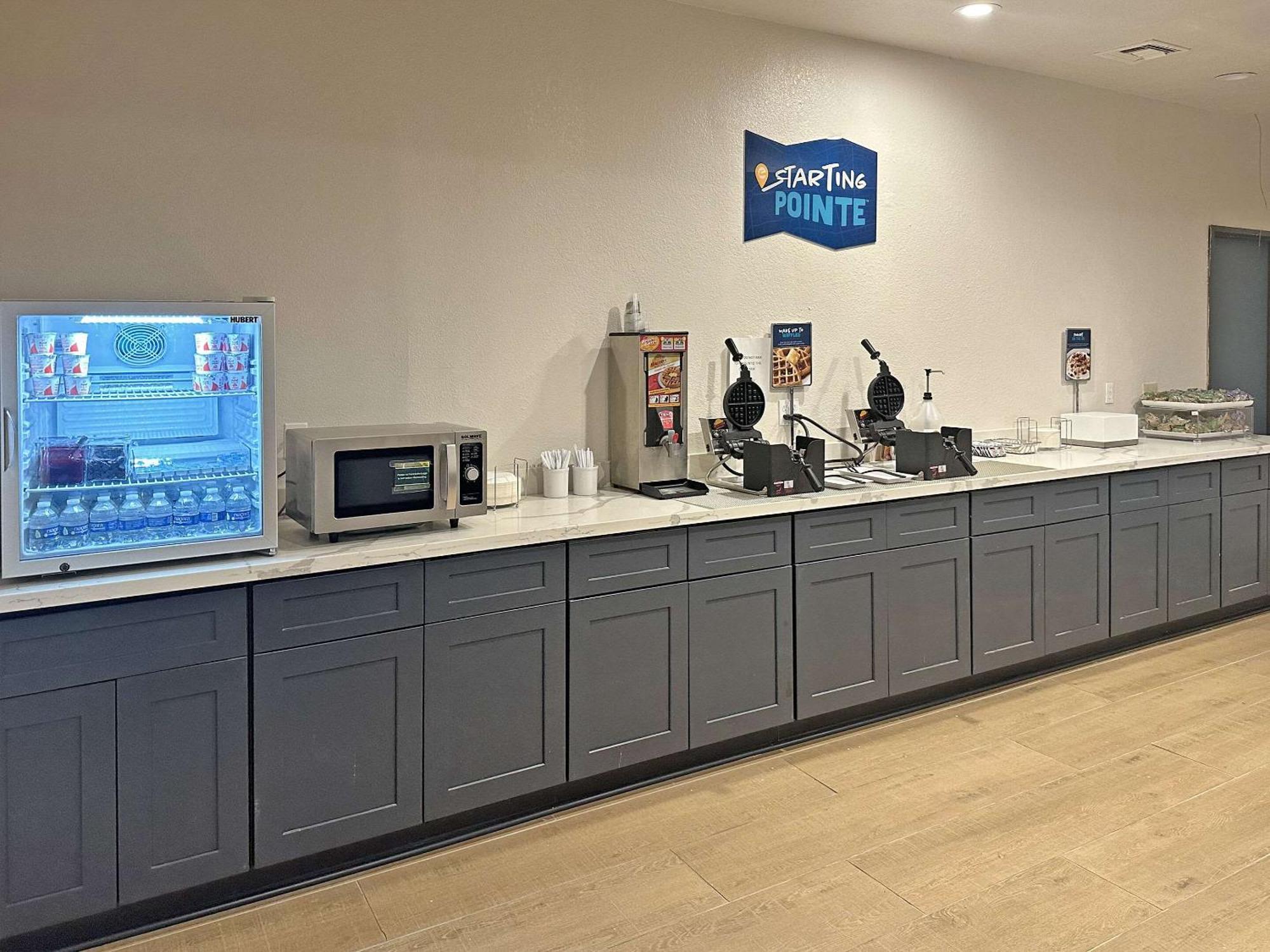 Clarion Pointe Winslow I-40 エクステリア 写真