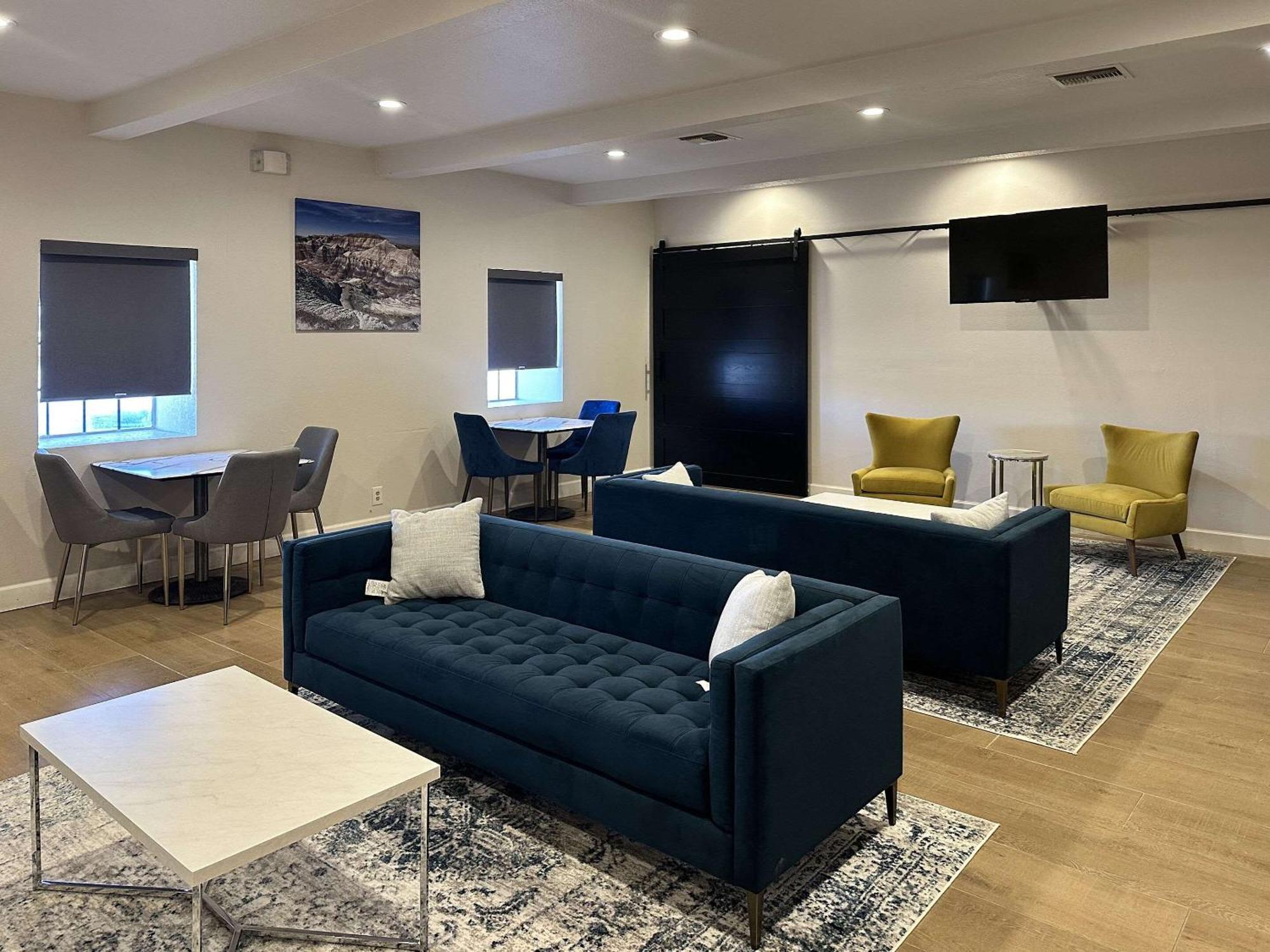 Clarion Pointe Winslow I-40 エクステリア 写真