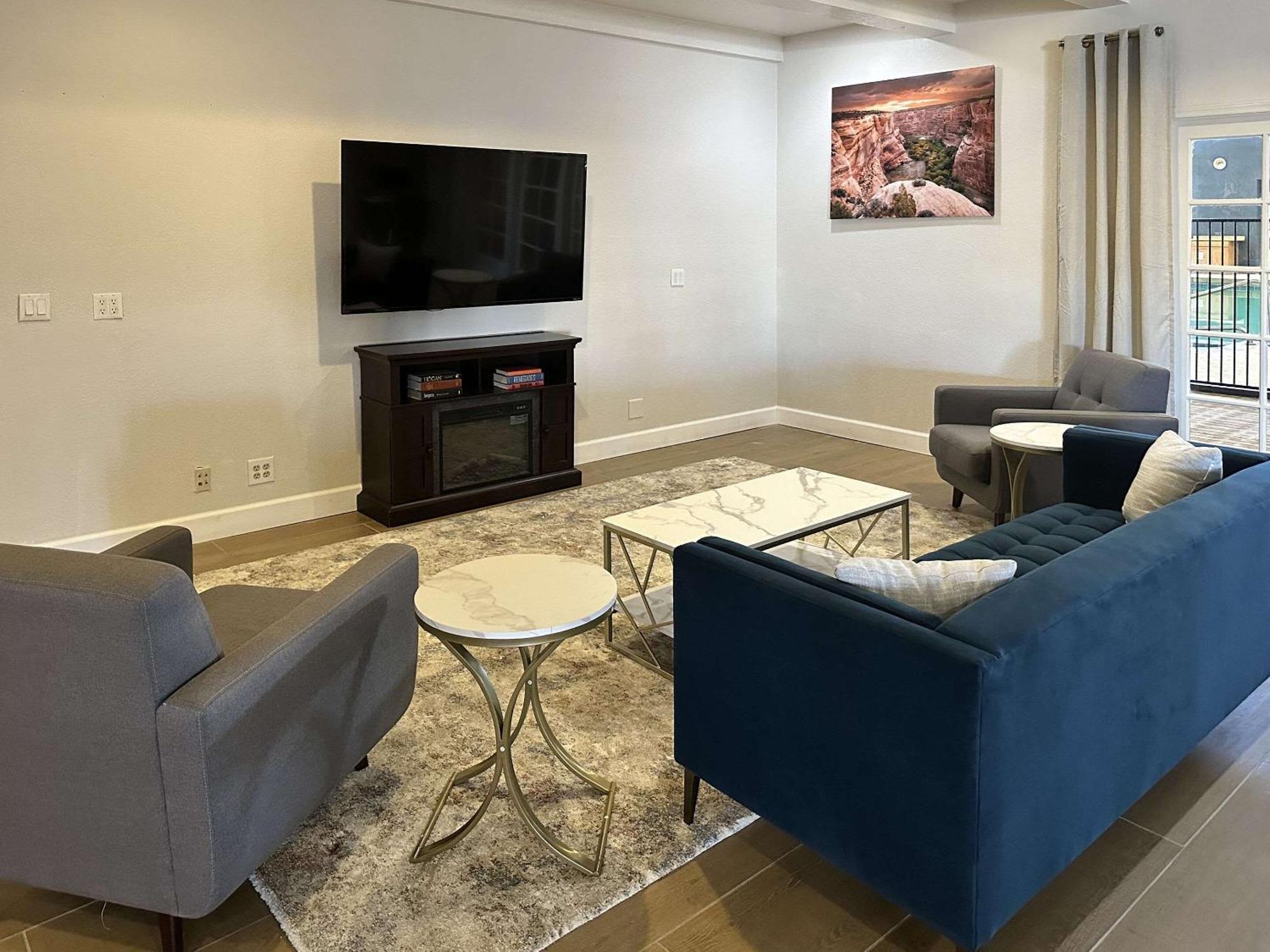 Clarion Pointe Winslow I-40 エクステリア 写真