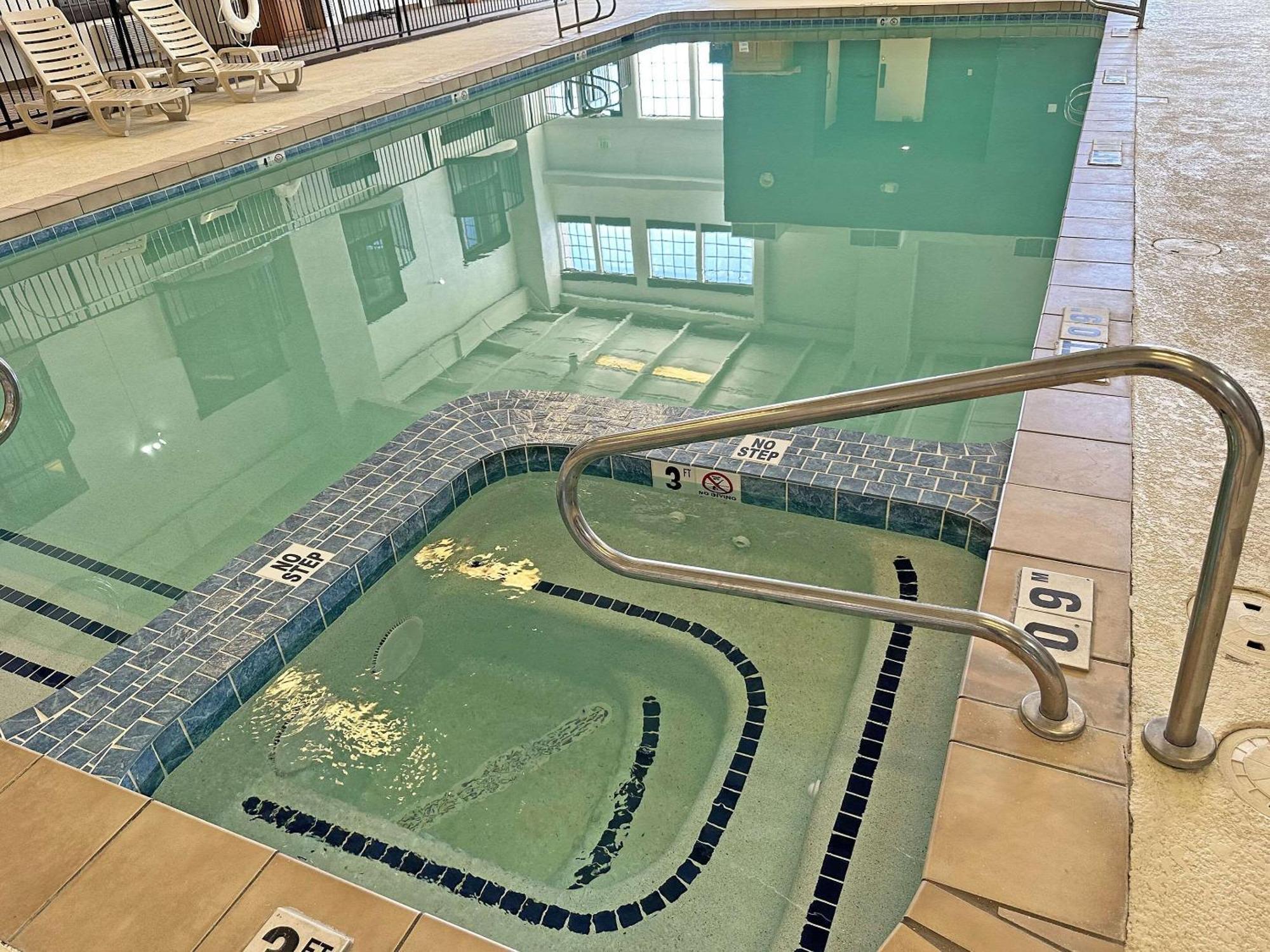 Clarion Pointe Winslow I-40 エクステリア 写真
