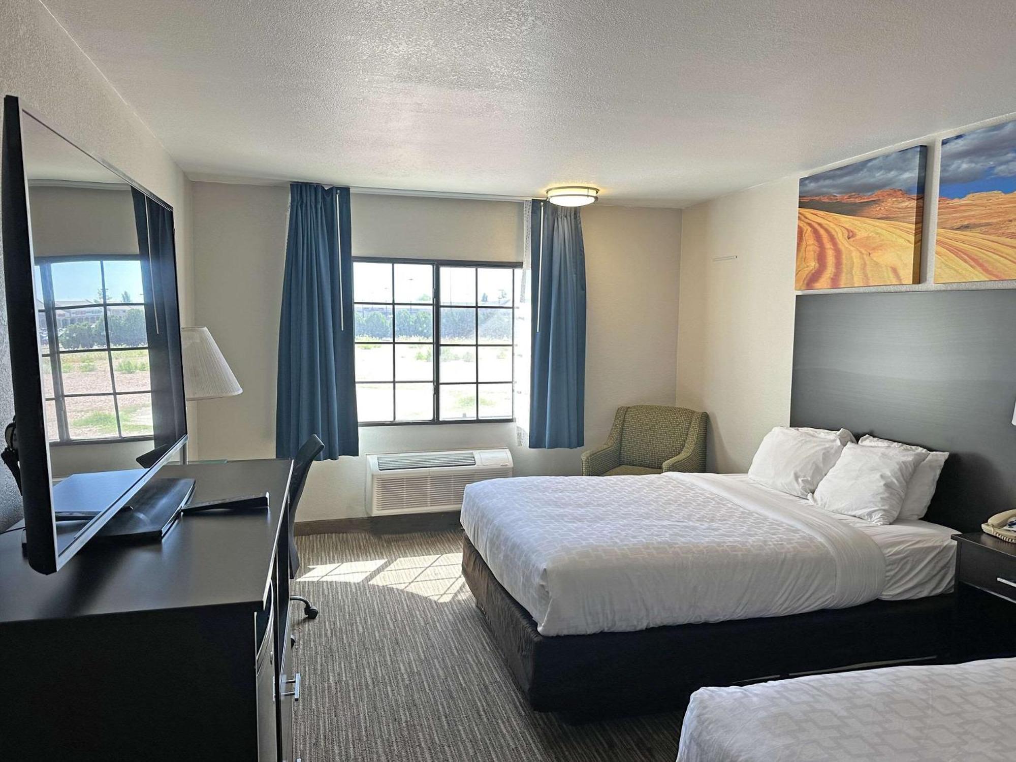 Clarion Pointe Winslow I-40 エクステリア 写真