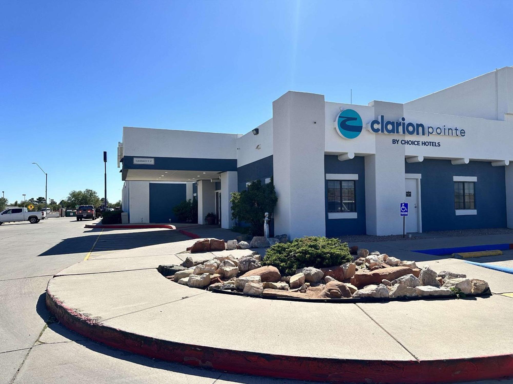 Clarion Pointe Winslow I-40 エクステリア 写真