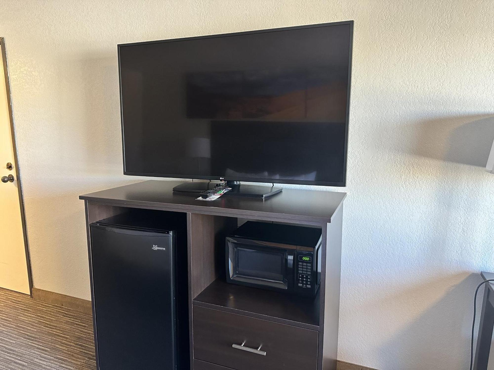 Clarion Pointe Winslow I-40 エクステリア 写真